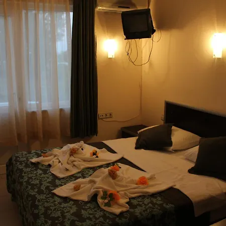 Gold Stone Hotel 3*