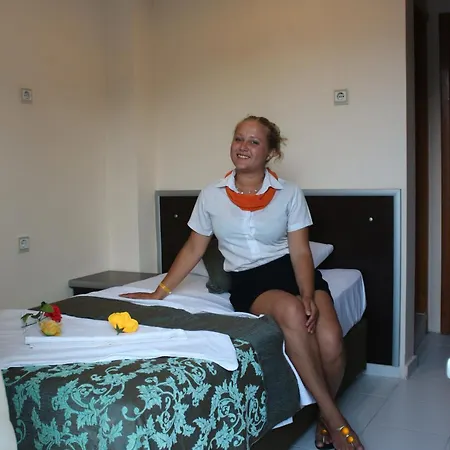 Gold Stone 3* ベルディビ